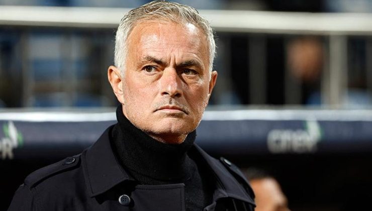 Eyüpspor-Fenerbahçe maçında büyük olay! Jose Mourinho tünelde yaşananları açıkladı: “Kavga eden 200 kişi vardı!”