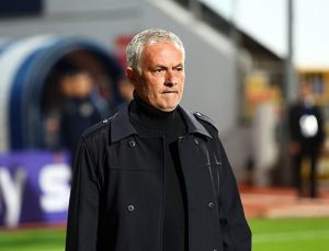 Fenerbahçe’de Jose Mourinho’dan dikkat çeken tercihler!