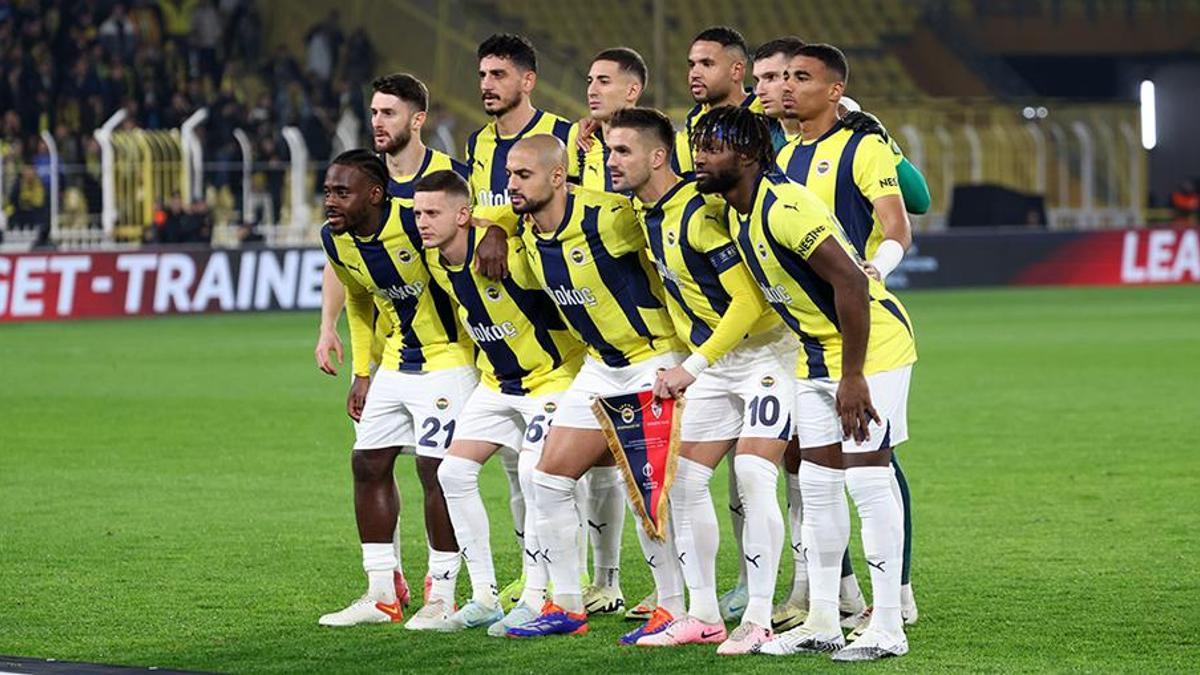 Fenerbahçe’ye kötü haber! 13 dakikada iki sarıdan kırmızı kart…