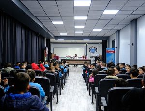 Konya Büyükşehir Çocuk Meclisi, İlçe Ziyaretleriyle Öğrencilere Ulaşıyor