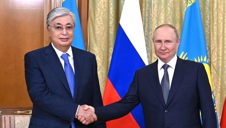 Tokayev ve Putin uçak kazasını görüştü!